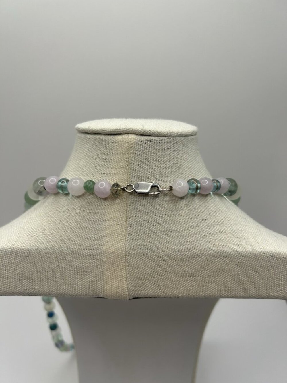 Vintage Glass Bead Necklace Pastel Green Blue Pink Long Silver Tone Cottagecore - Picture 6 of 9